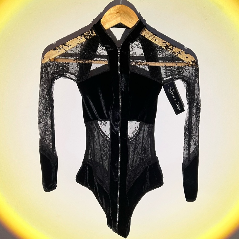 OH LA LA CHERI VELVET AND LACE TEDDY SZ SMALL
